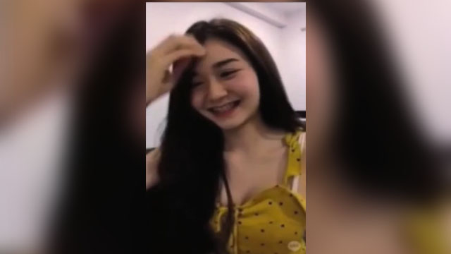 University girl, finger sa basang puke