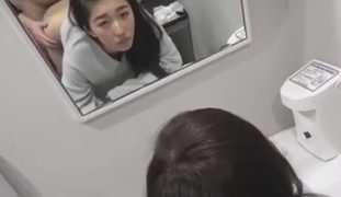 KPop Fangirl Dinogstyle sa Kubeta Tirik Ang Mata ng Putangina