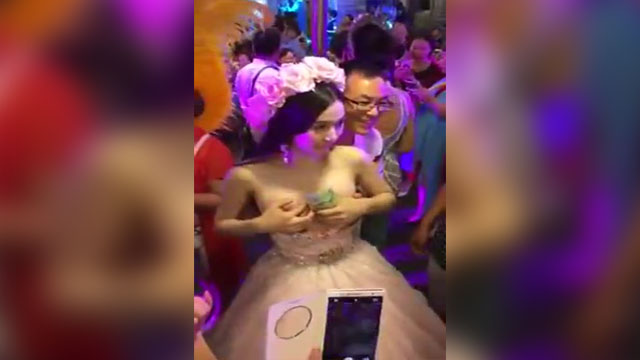 (Lamas sa Kasal) Bigay muna Pera Bago Hawak Suso