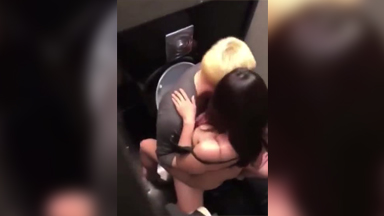Pagkatapos mag Inuman, sa CR nag Kantutan