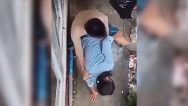 Parang mga Aso sa Bakuran lang nag Kakantutan